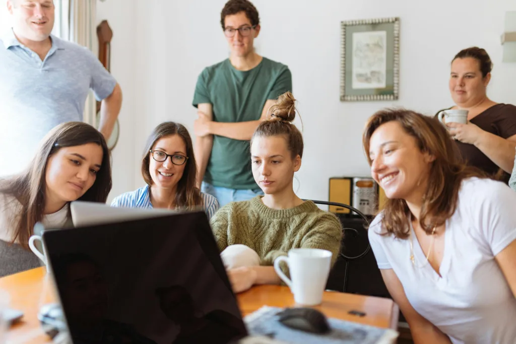 Aprende qué son los agentes de IA